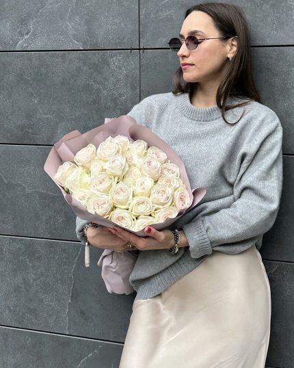 Пионовидные розы 25 шт